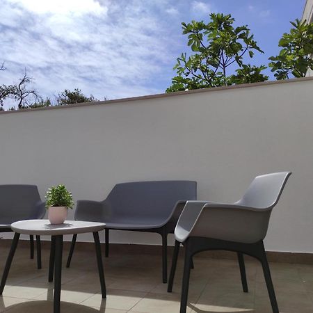 Nonno Rocco Apartment Castro  Bagian luar foto